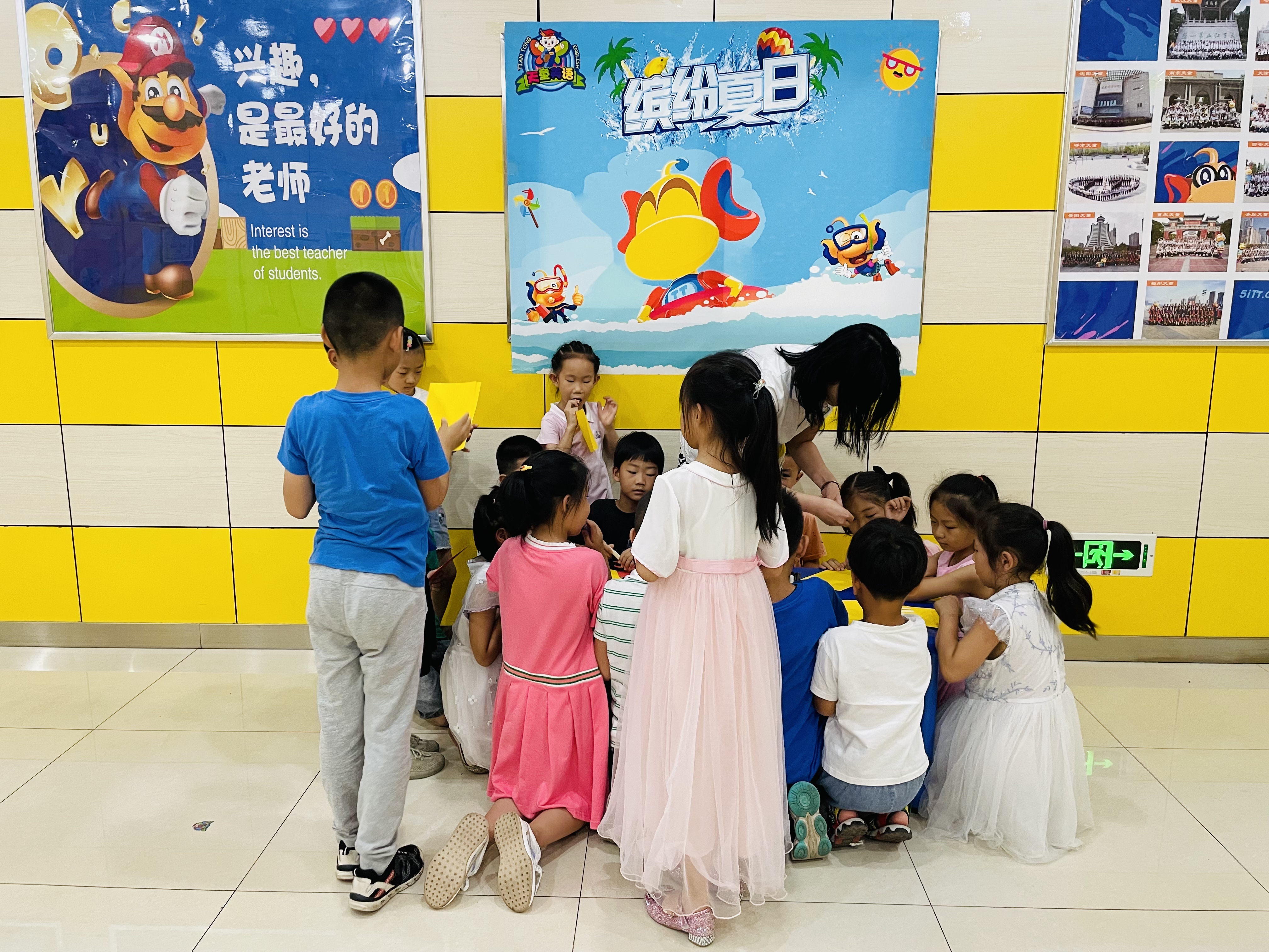 家长如何引导孩子学习少儿英语(图1) 家长如何引导孩子学习少儿英语(图1)